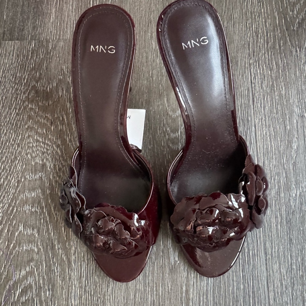 Mango Women's Dark Red Floral Mules